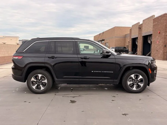 Certified Used 2024 Black Jeep 4xe image 5