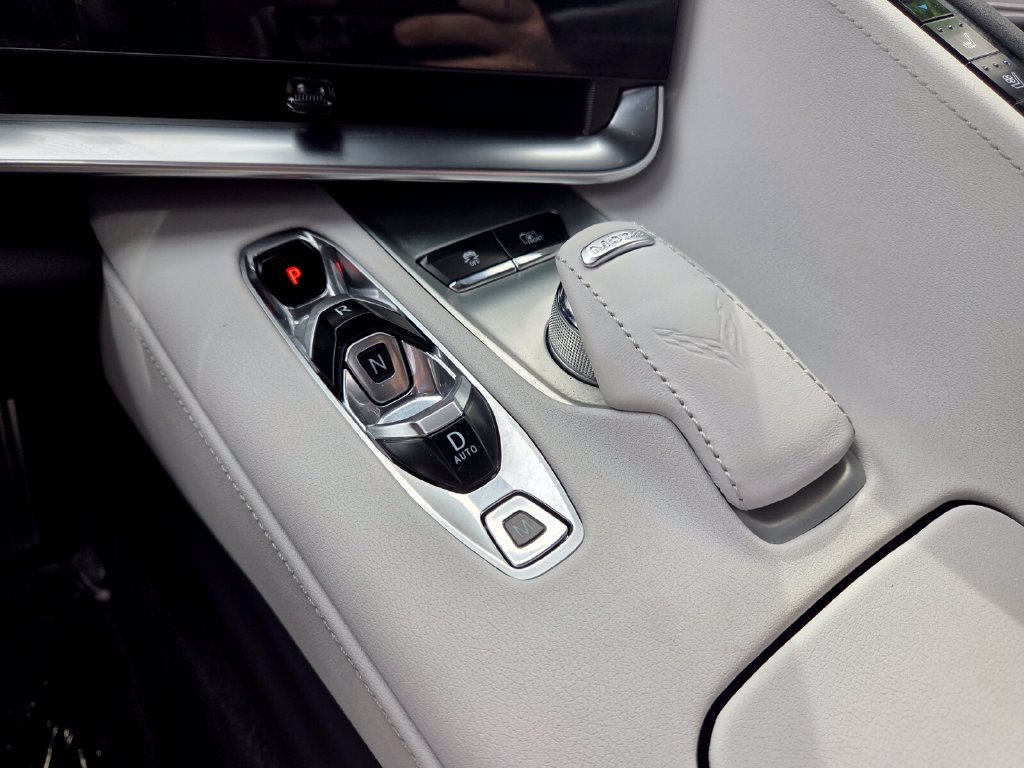 2025 Chevrolet Corvette 2LT - Photo 25
