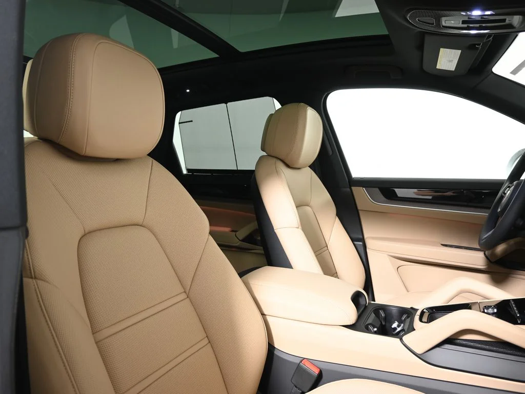 2026 Porsche Cayenne Base - Photo 38