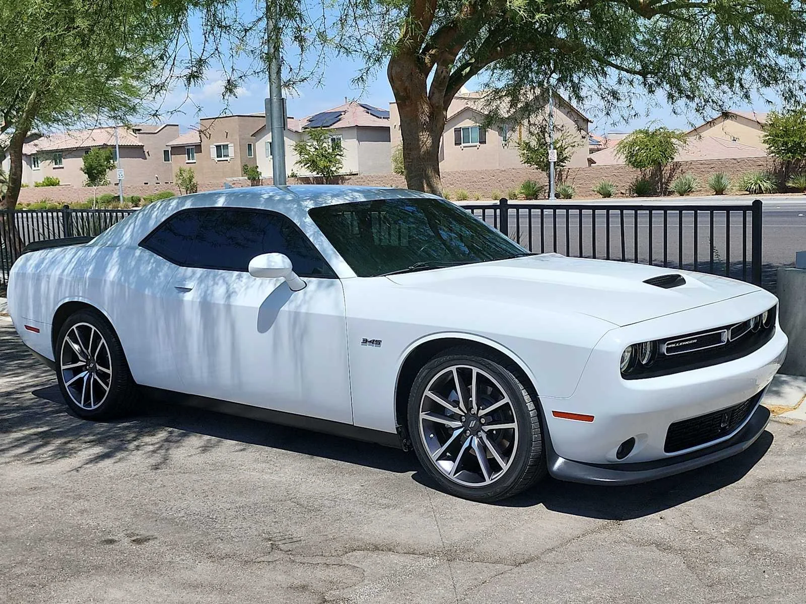 Used 2023 White Knuckle Clearcoat Dodge R/T image 2