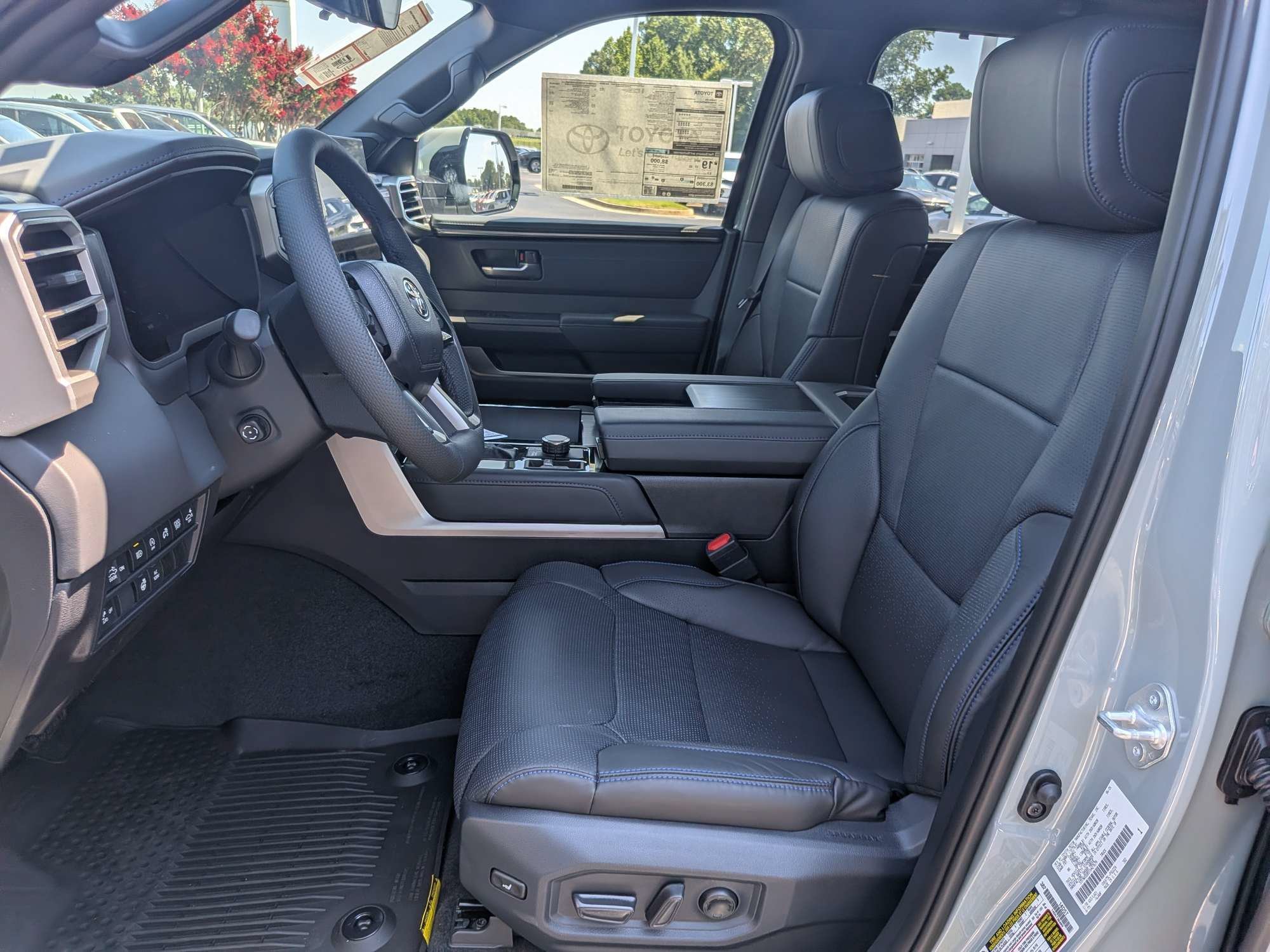 2026 Toyota Tundra Platinum - Photo 7