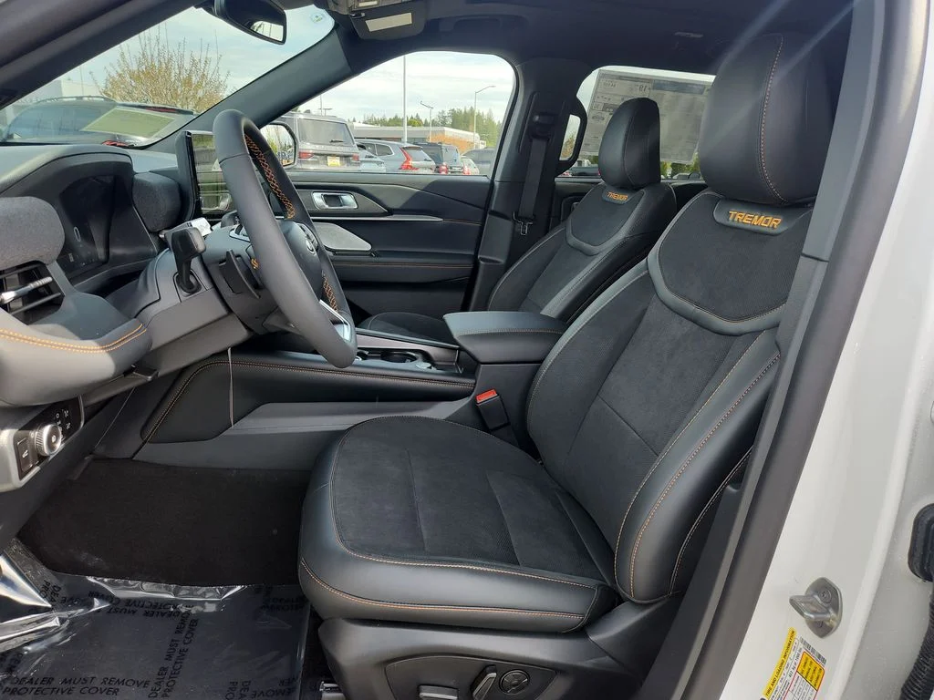 New 2026 White Ford Tremor image 14