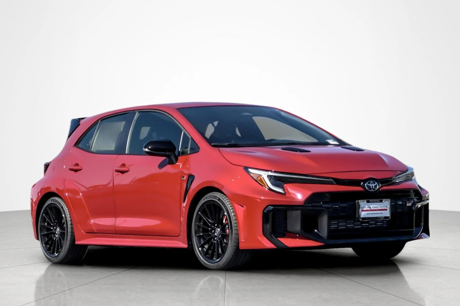 New 2026 Supersonic Red <sup>1</sup> Toyota  MT image 7