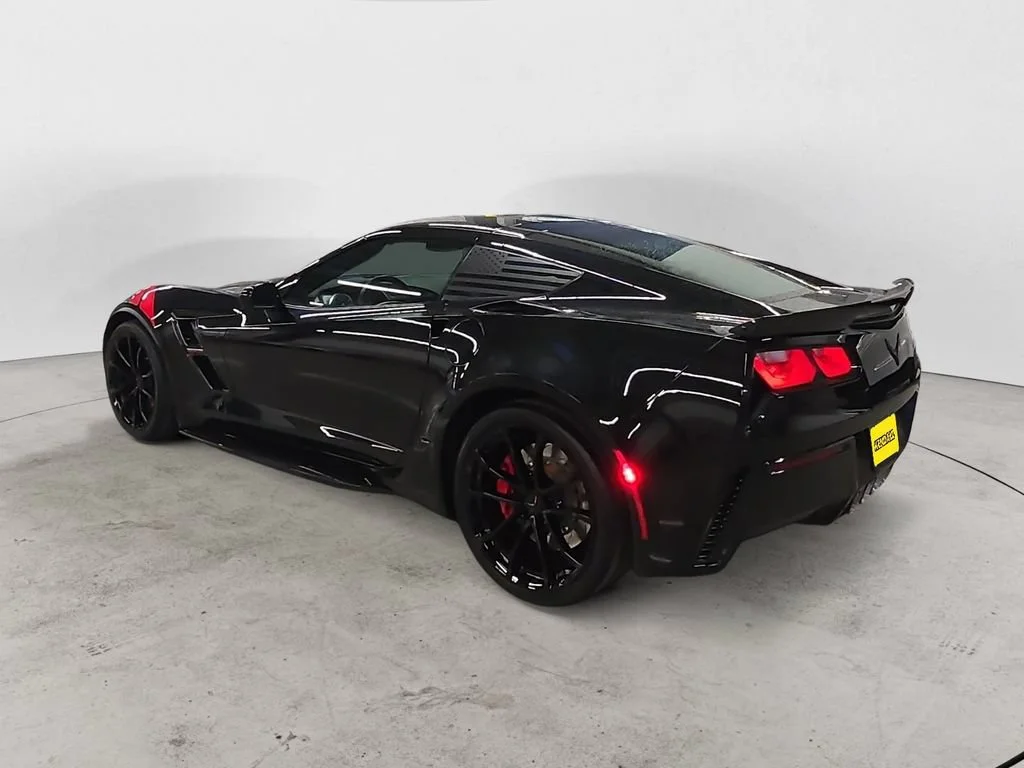 Used 2017 BLACK Chevrolet Grand Sport 2LT image 11