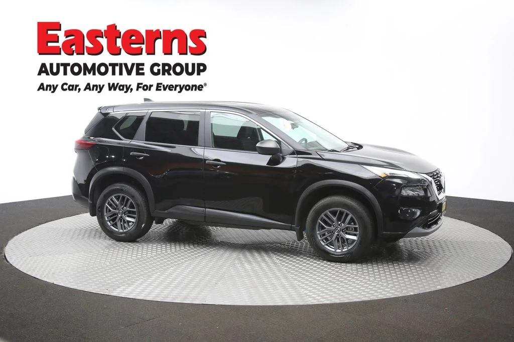 Used 2023 Black Nissan S image 47