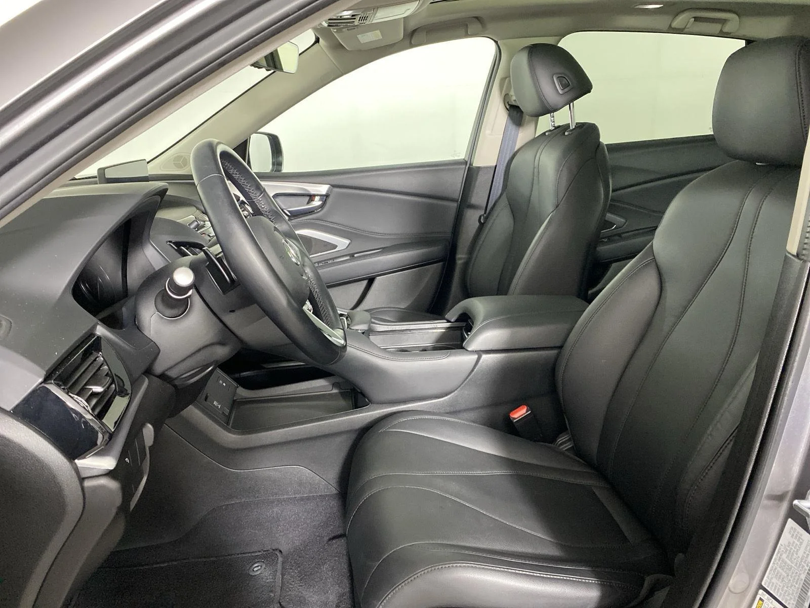 Used 2024 Liquid Carbon Metallic Acura  image 12