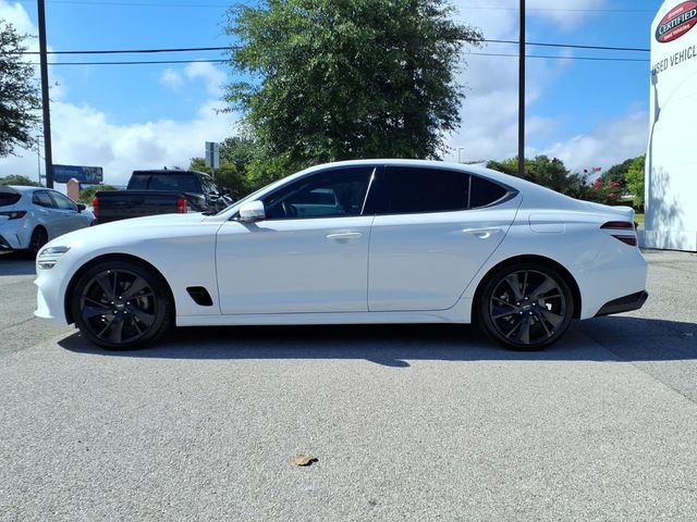 Used 2023 White Genesis 2.0T image 4