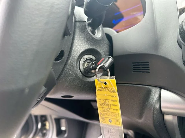 Used 2015  Honda Base image 18