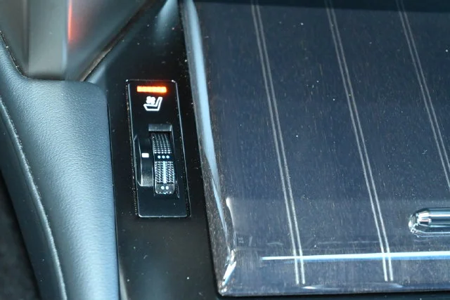 Certified Used 2021 BLACK Lexus 460 image 19