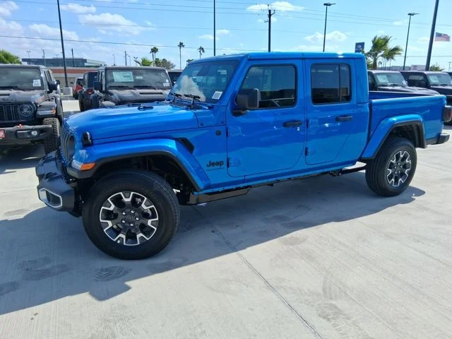 New 2026 Hydro Blue Pearl-Coat Exterior Paint Jeep Sahara image 3