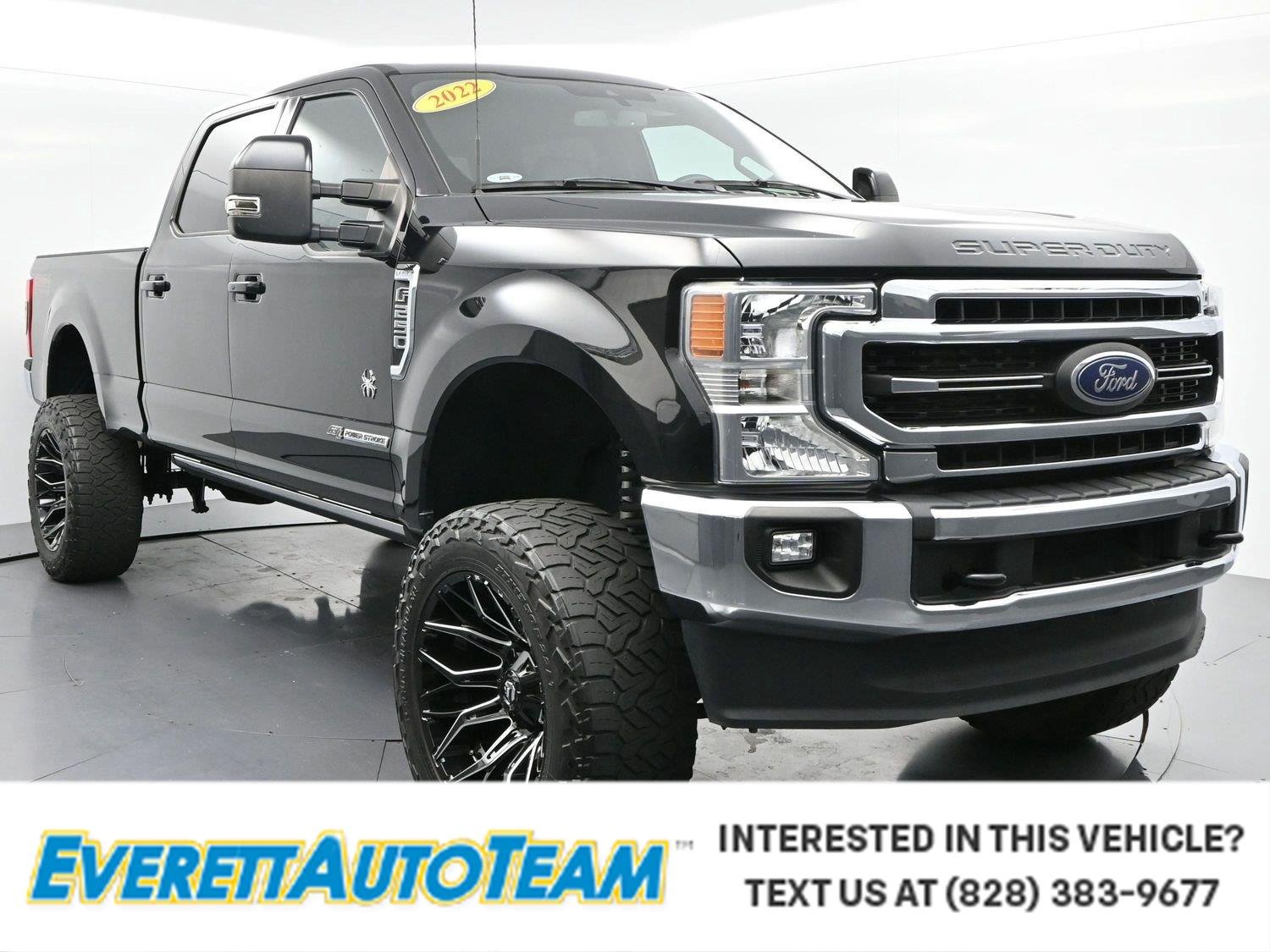 2022 Ford F-250 Super Duty Lariat Crew Cab 4WD