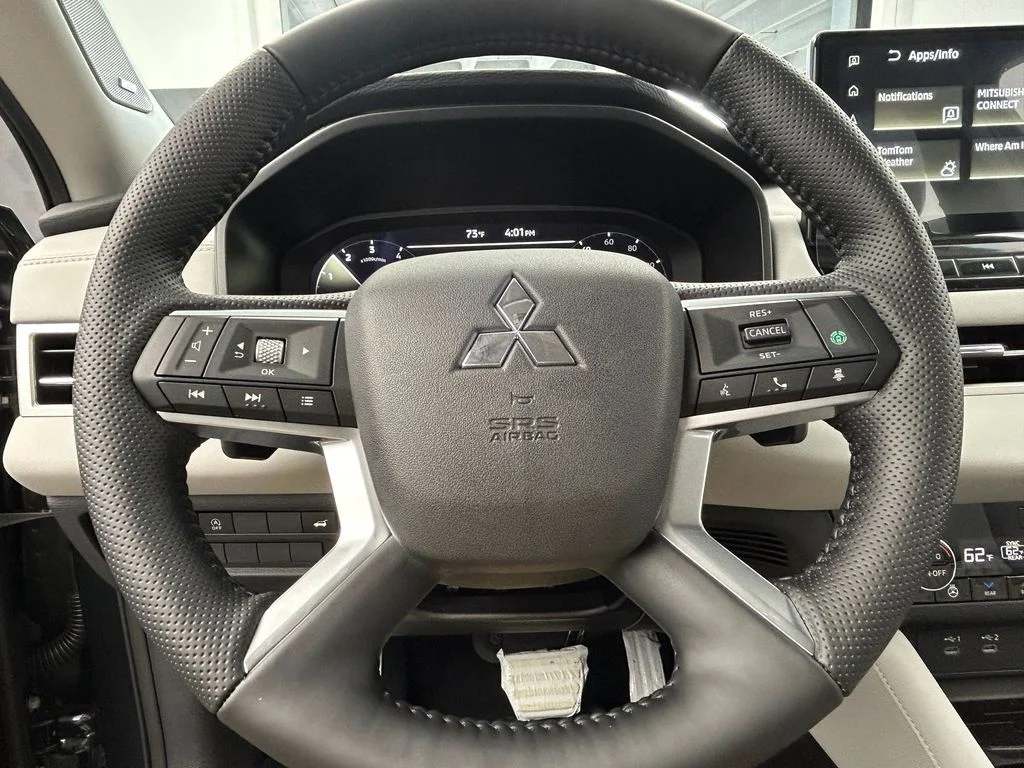 New 2026 Gray Mitsubishi SEL image 25
