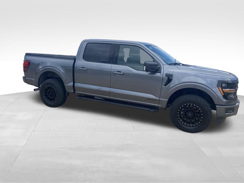 Used 2024 Gray Ford XLT image 11