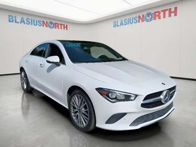 Used 2023  Mercedes-Benz CLA 250 image 3