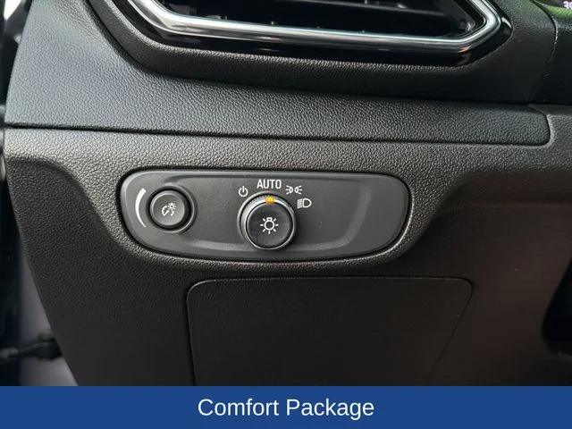 Used 2023 Gray Chevrolet LT image 13