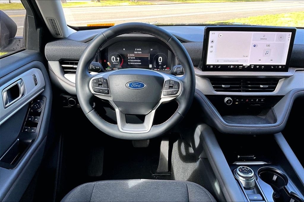 Used 2025 Black Ford Active image 5