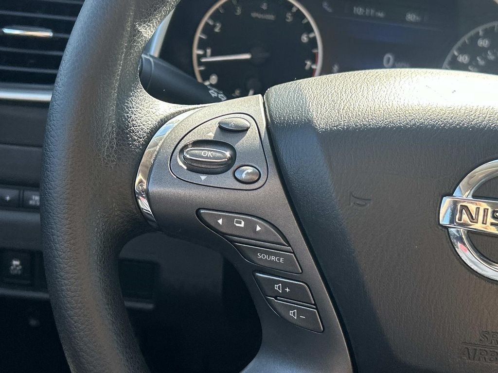 Used 2021 Gray Nissan S image 22