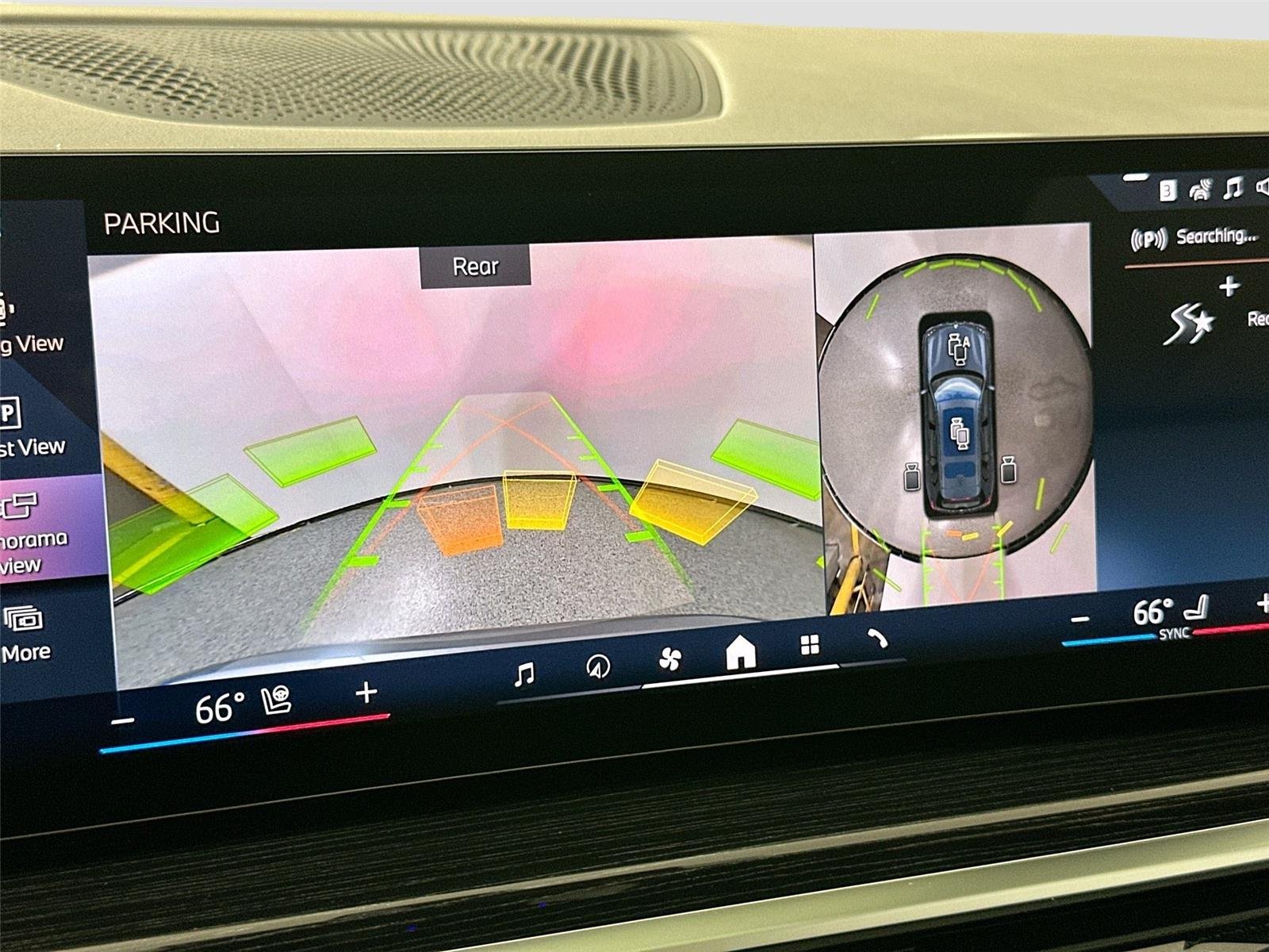 2026 BMW X7 40i - Photo 15