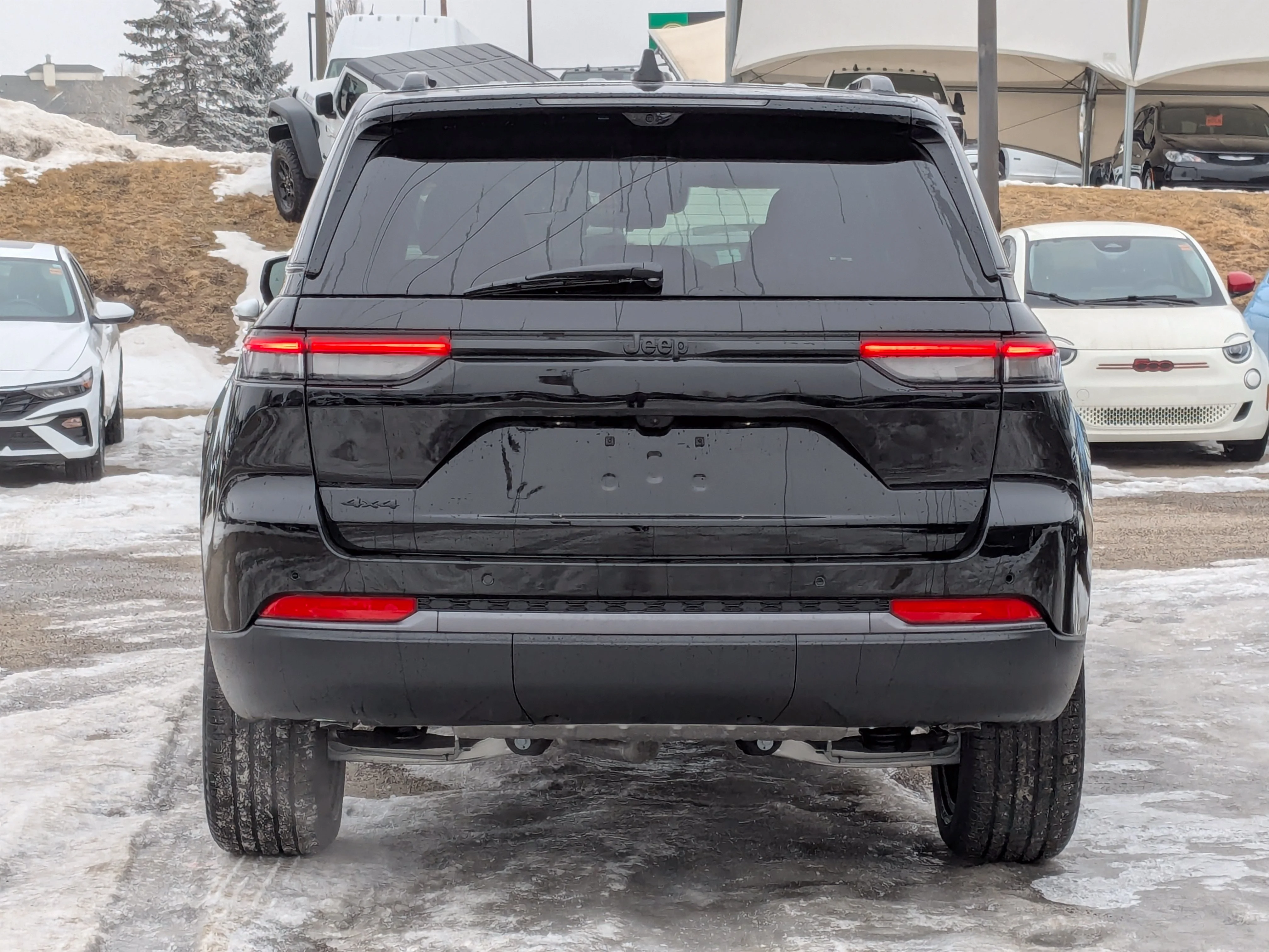 New 2026 Black Jeep Limited - - 20 Gloss Black Wheels - Luxury Tech II - Remote Start & More! image 7
