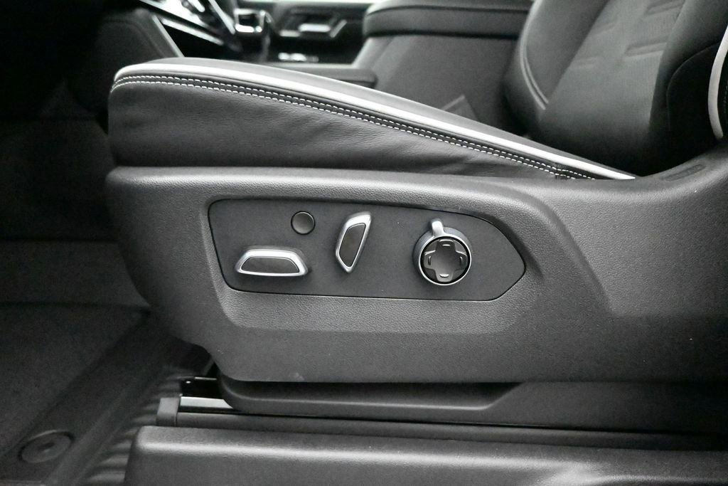 2026 GMC Sierra 1500 AT4X - Photo 13