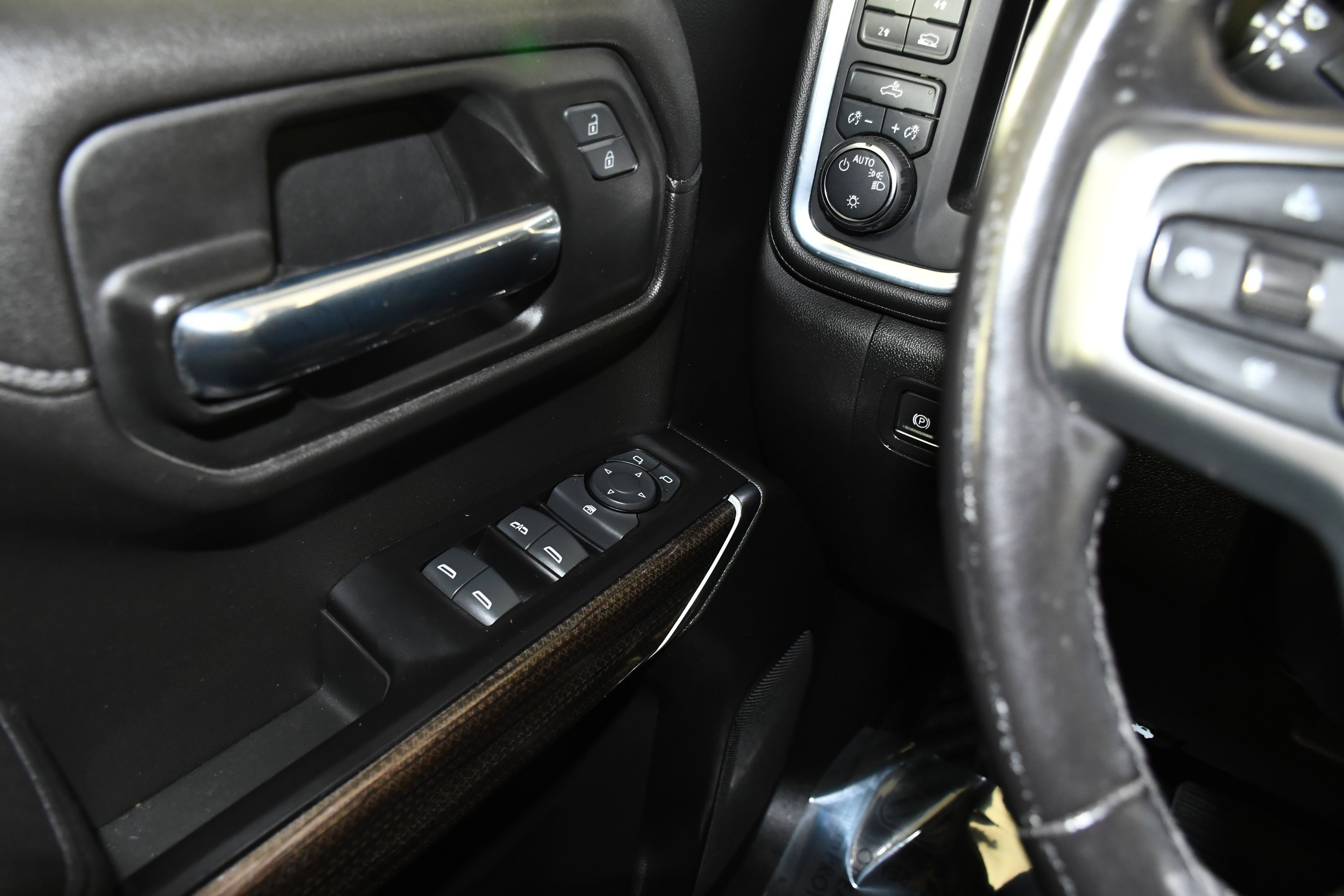 2022 Chevrolet Silverado 1500 LT - Photo 35