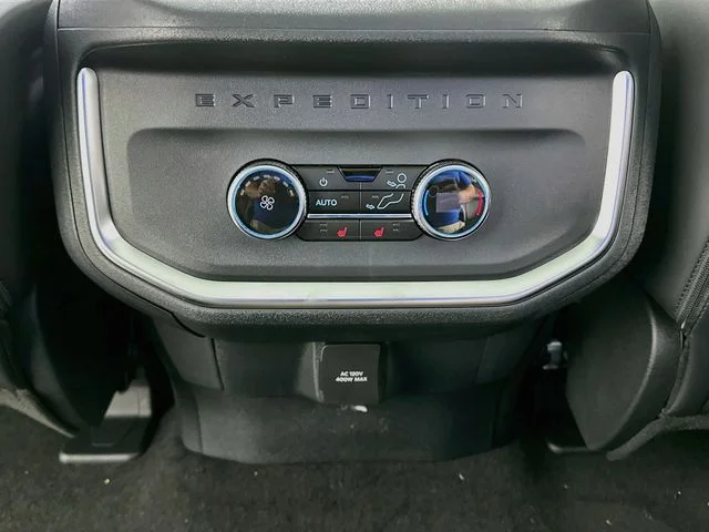 New 2027 Ford Expedition Platinum