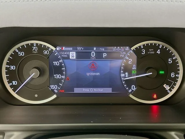 Certified Used 2023 White Land Rover SE image 18