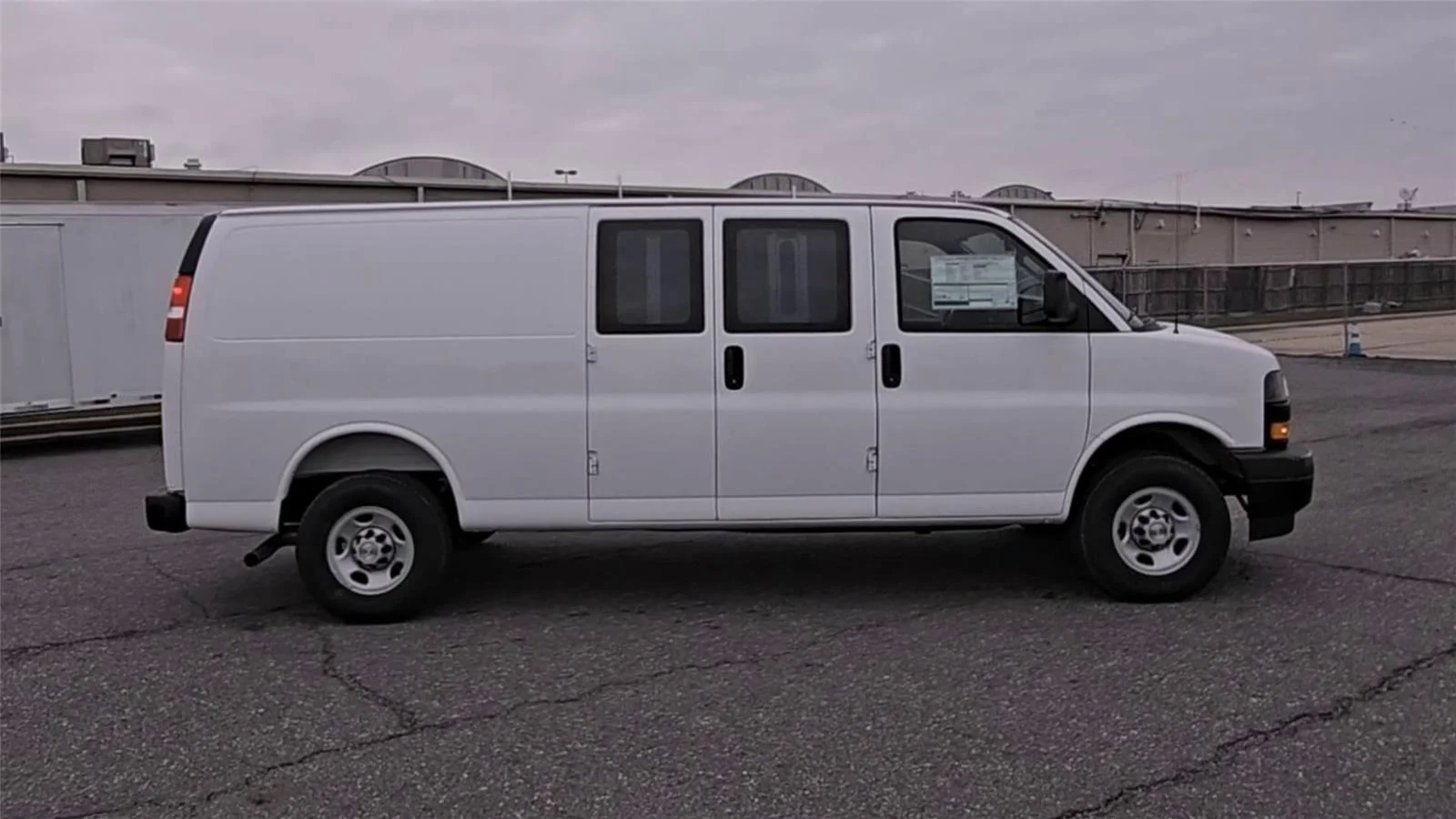 2026 Chevrolet Express Cargo Work Van - Photo 9