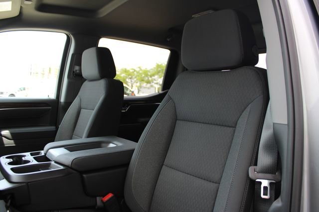 2026 GMC Sierra 1500 SLE - Photo 18