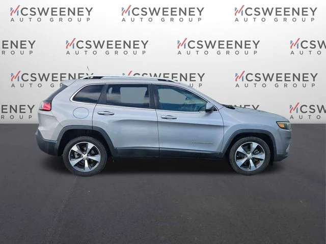 Used 2019 Silver Jeep Limited image 6