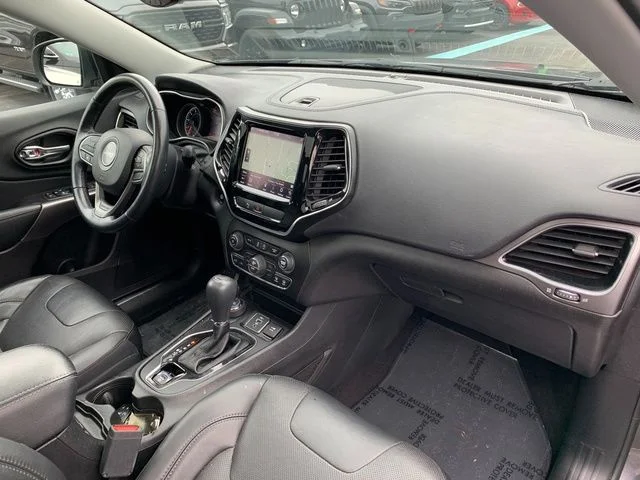 Used 2020 Gray Jeep Limited image 12