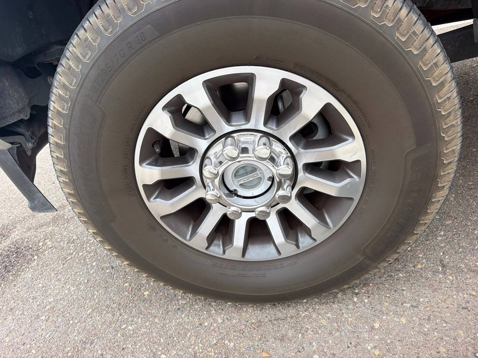 Certified Used 2022 Gray Metallic Ford Lariat image 12