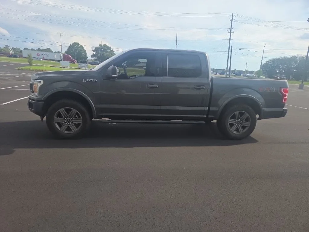 Used 2020 Gray Ford XLT image 8