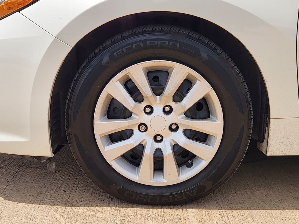 Used 2017 Pearl White Nissan 2.5 S image 11