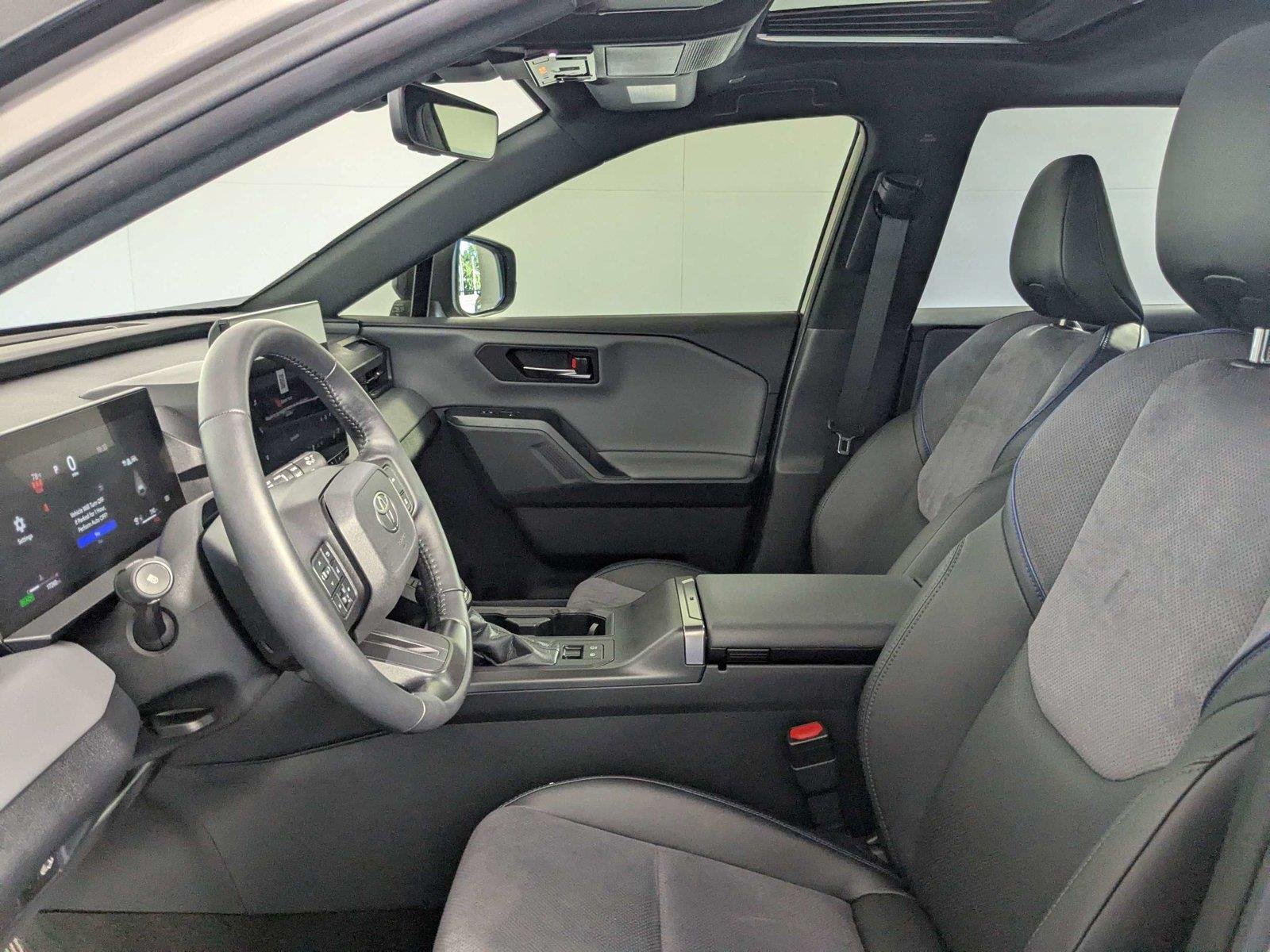 Used 2026 Meteor Shower w/Midnight Black Metallic Roof Toyota XSE image 12