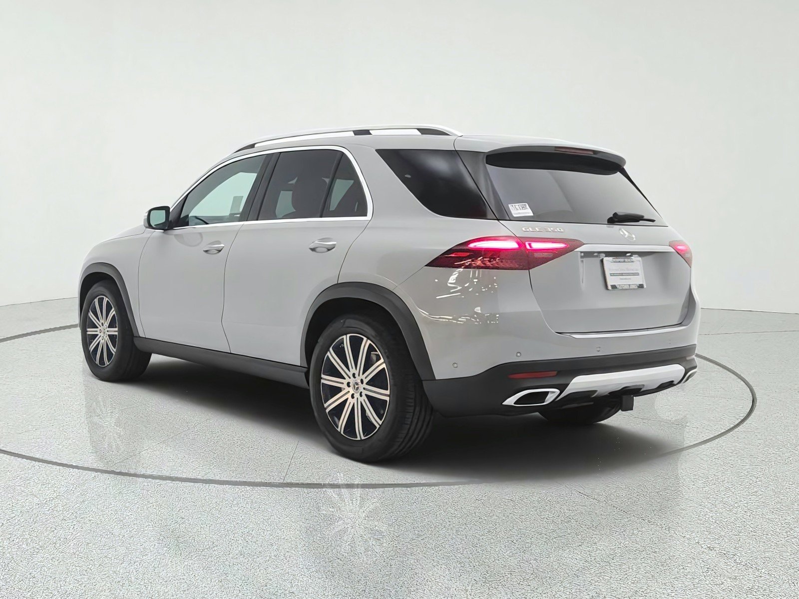 New 2026 MANUFAKTUR Alpine Grey Mercedes-Benz GLE 350 SUV image 7