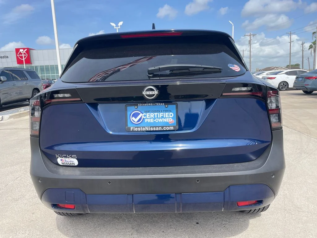 Used 2025 Blue Nissan SV image 4