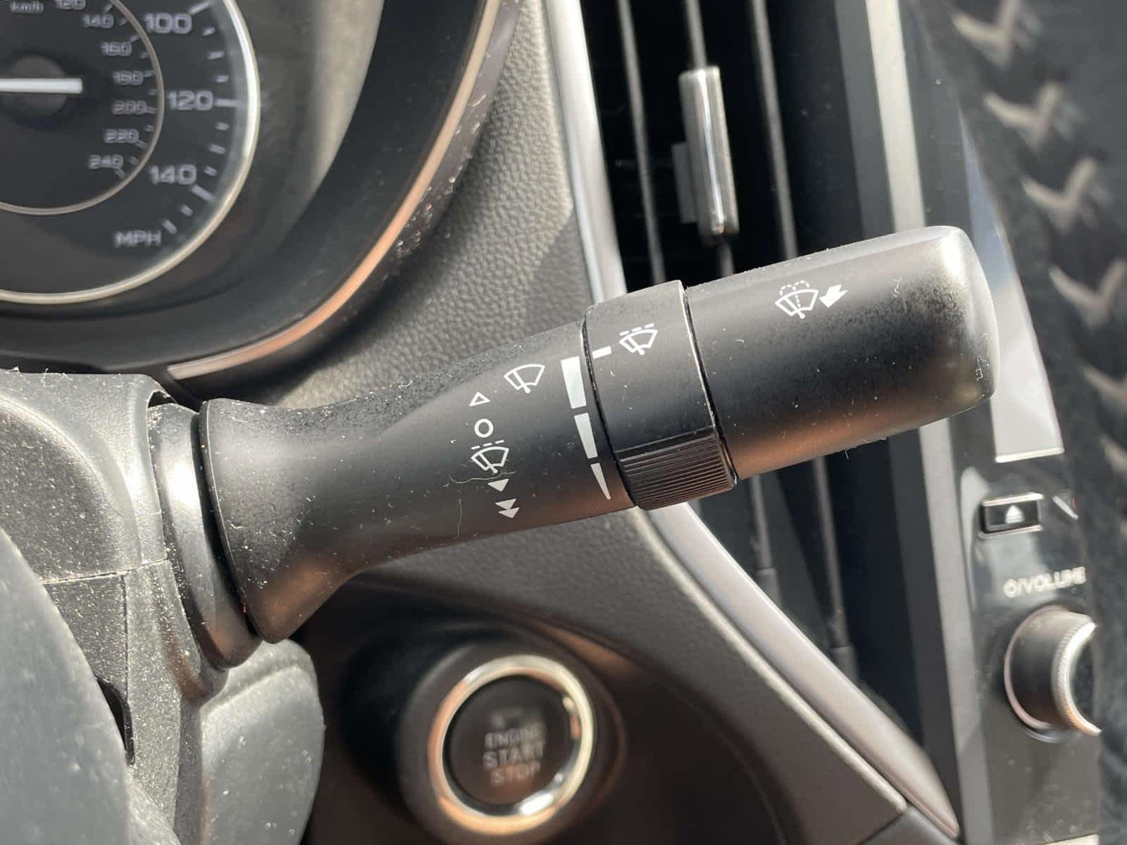 Used 2019  Subaru Limited image 39