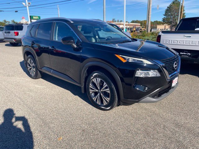 Used 2023 Super Black Nissan SV image 22
