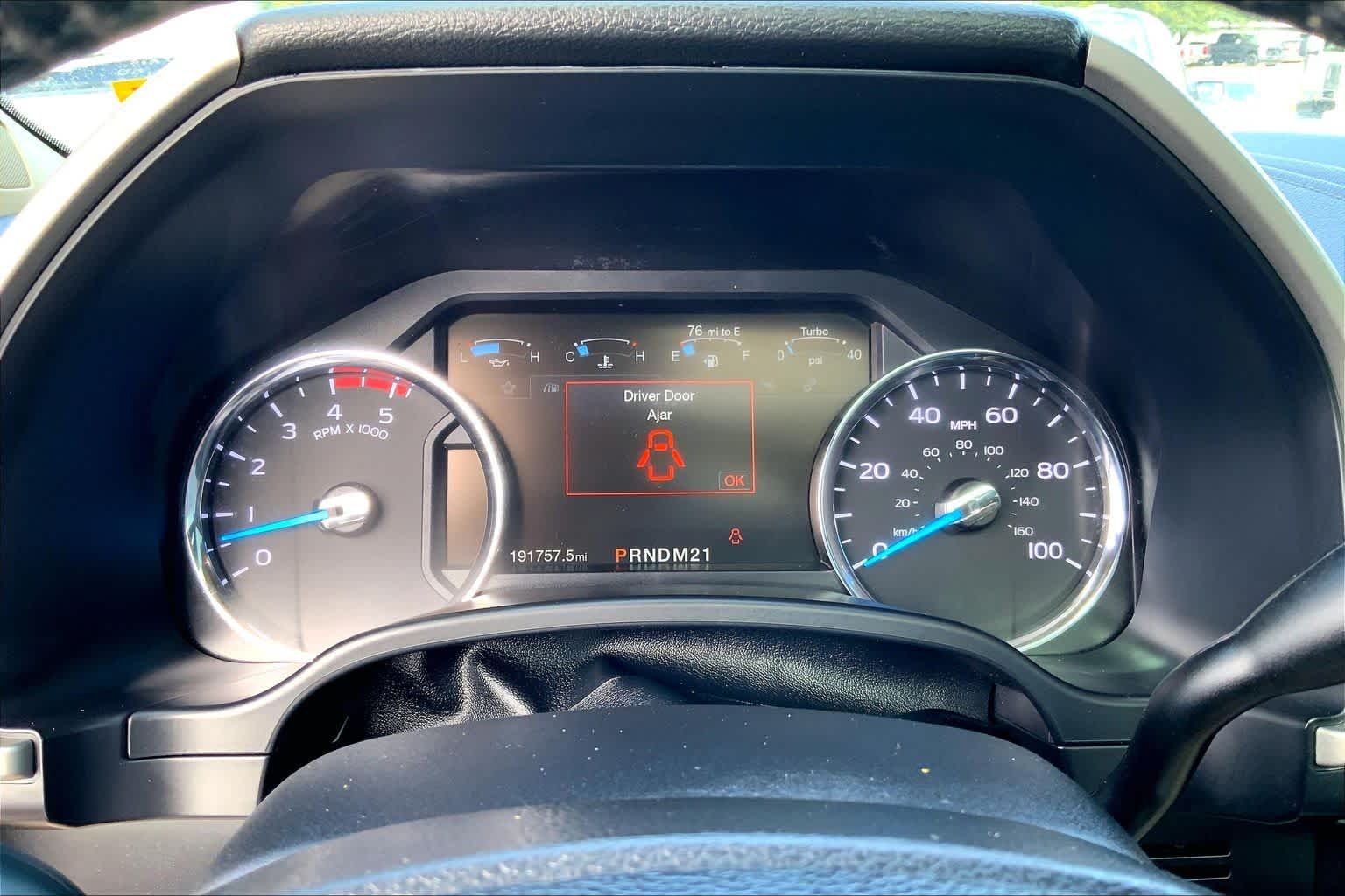 Used 2017 White Gold Ford Lariat image 22