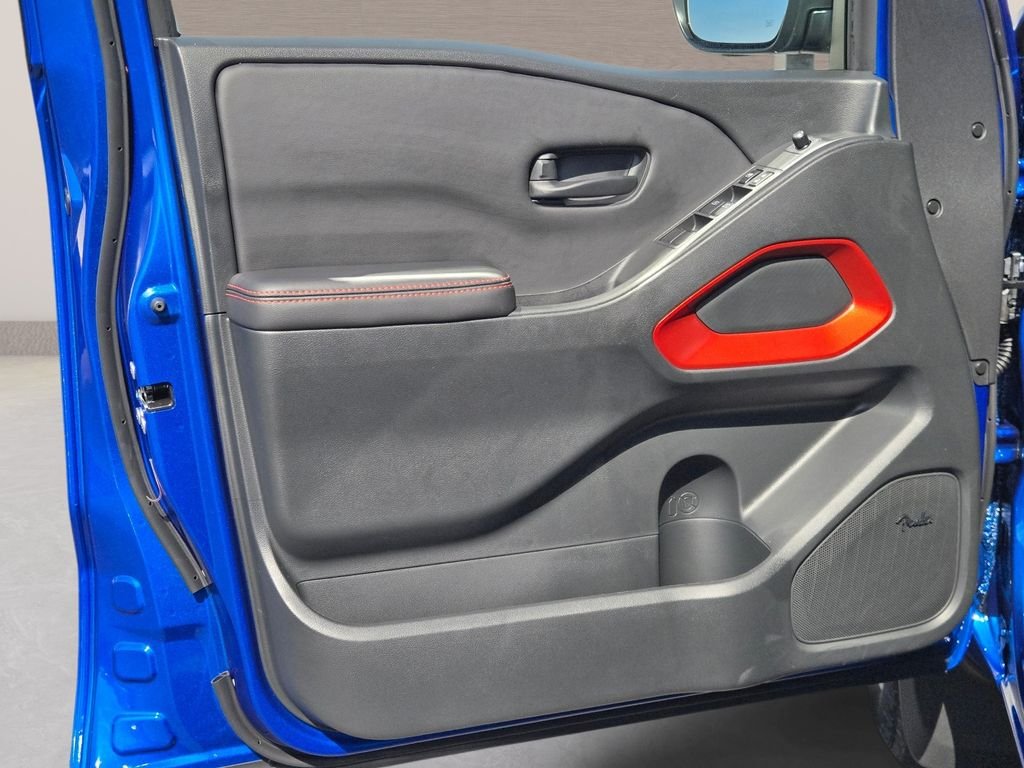 Used 2026 Blue Nissan PRO-4X image 19