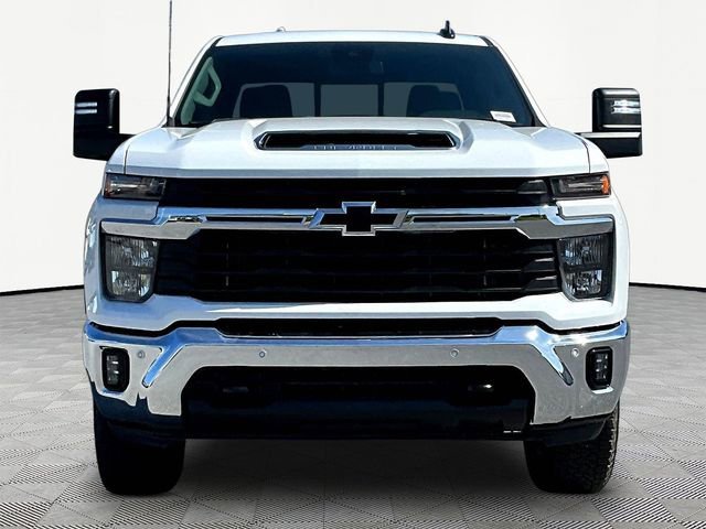 New 2026 Summit White Chevrolet LT image 2