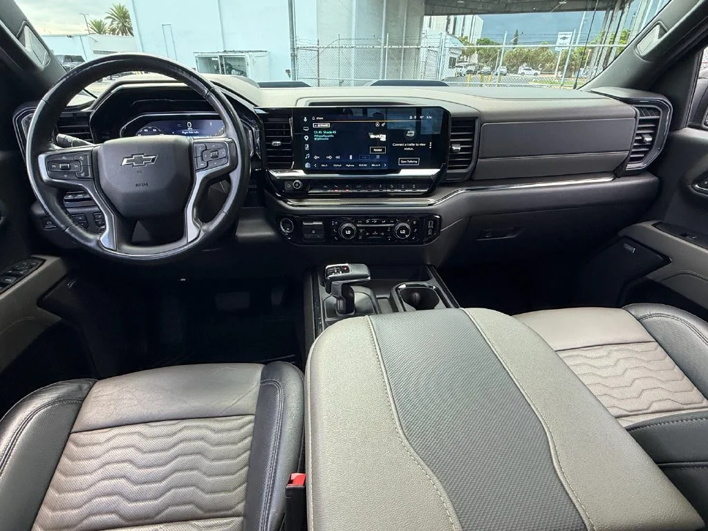 Used 2024 Gray Chevrolet ZR2 image 14