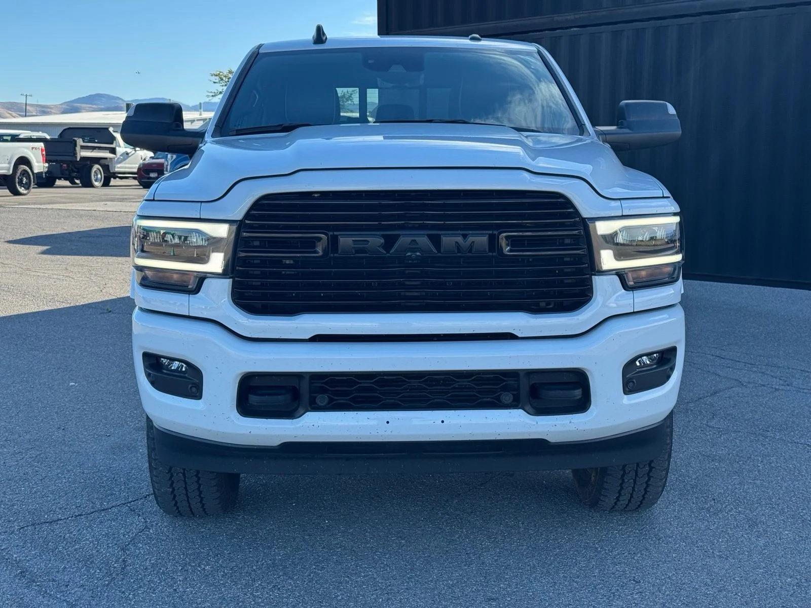 Used 2022 White Ram Laramie image 2