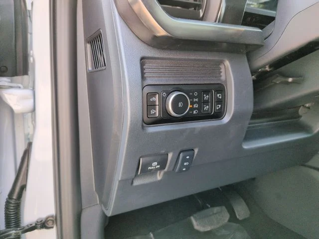 New 2026 Oxford White Ford F-350® Lariat® image 13