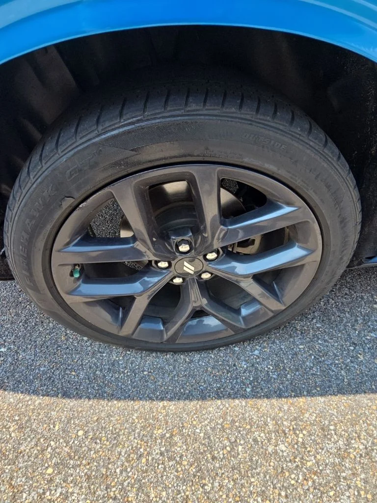 Used 2023 Blue Dodge SXT image 9