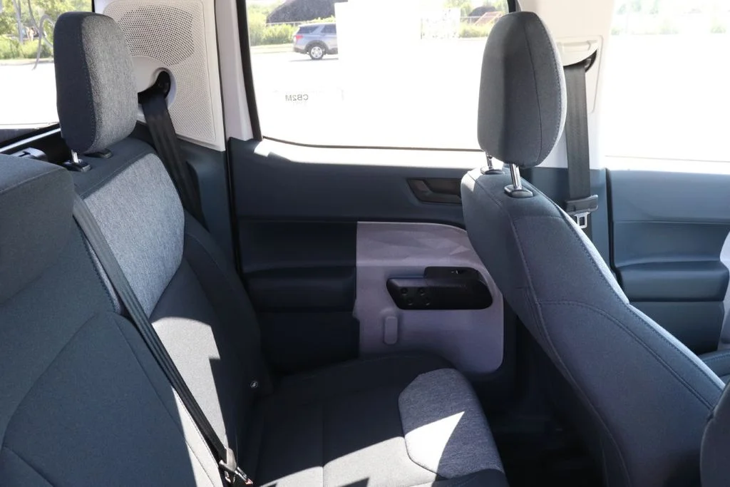 New 2026 Space White Metallic Ford XLT image 17