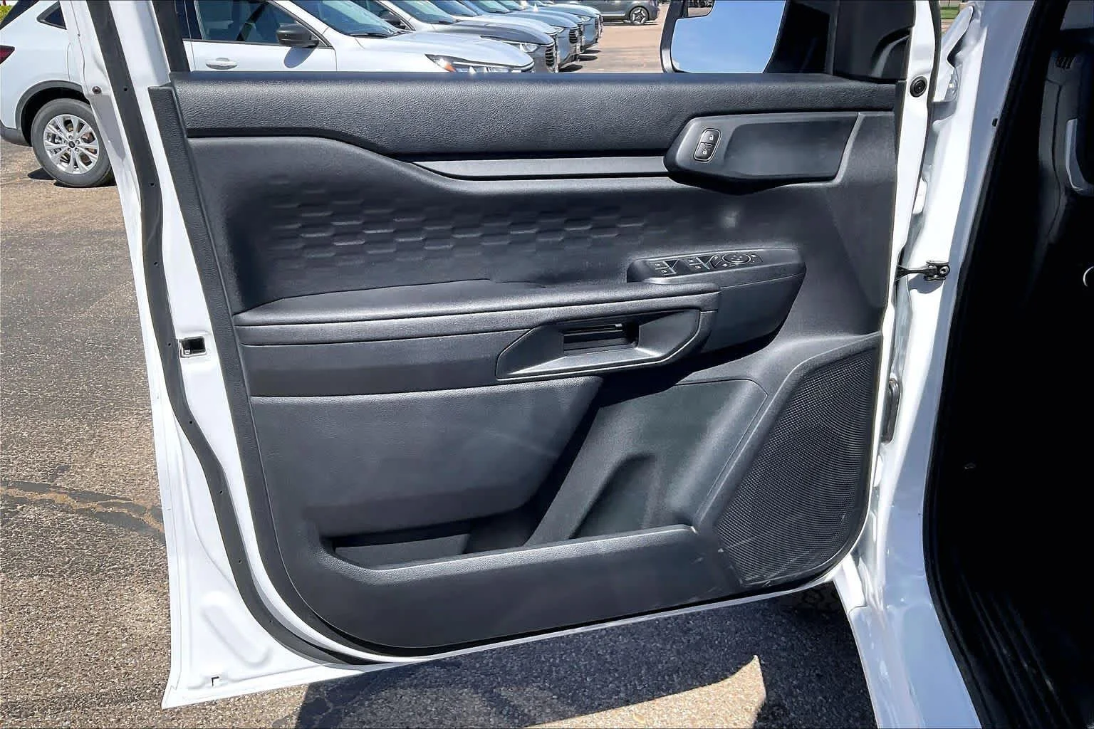 New 2026 Oxford White Ford XL image 10
