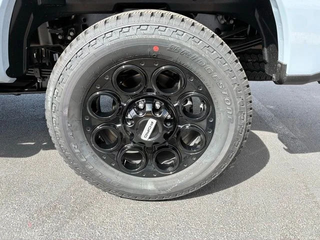 New 2026 Glacier Gray Metallic TriCoat Ford Lariat image 16