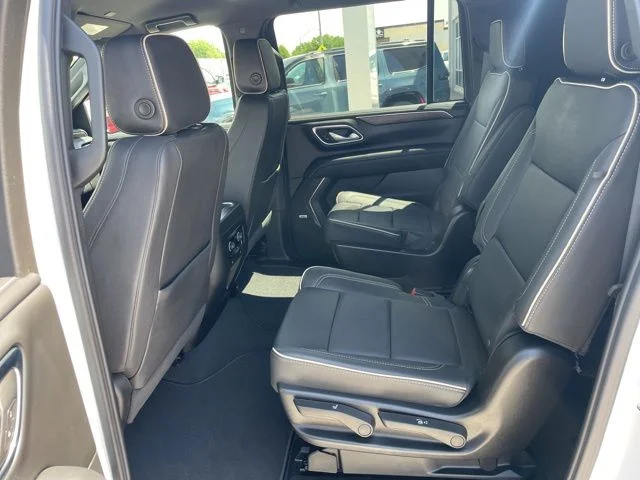 Used 2024 White Chevrolet Premier image 7